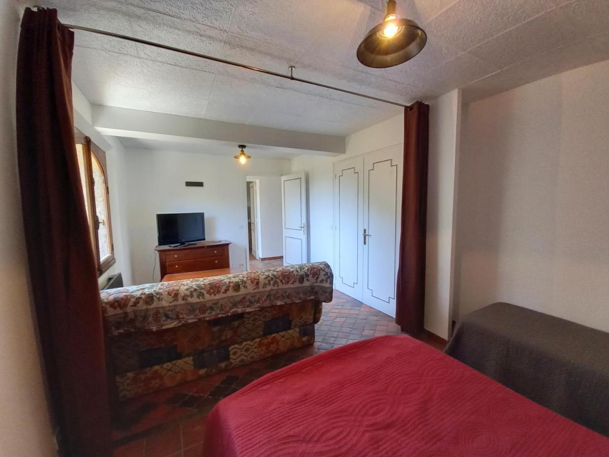 Les Pins Apartment Le Castellet  Bagian luar foto