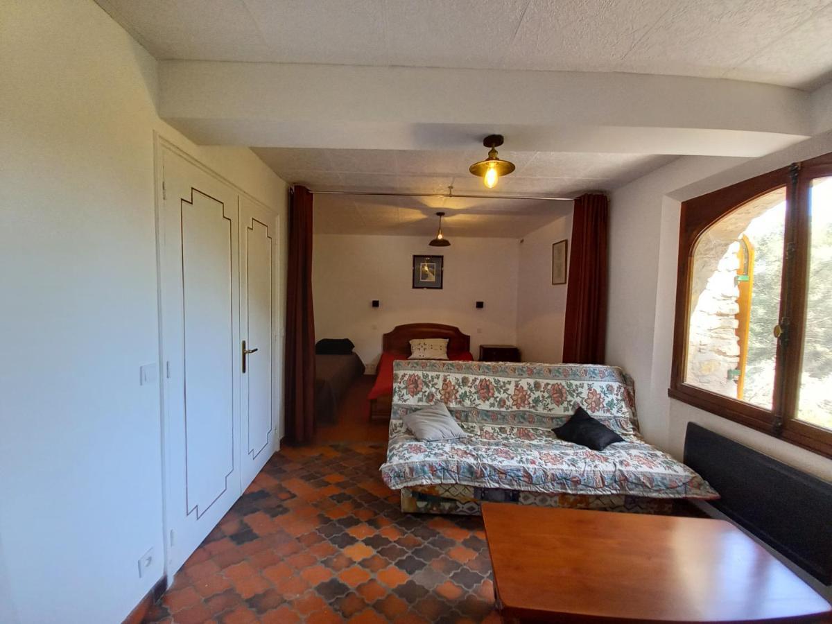 Les Pins Apartment Le Castellet  Bagian luar foto