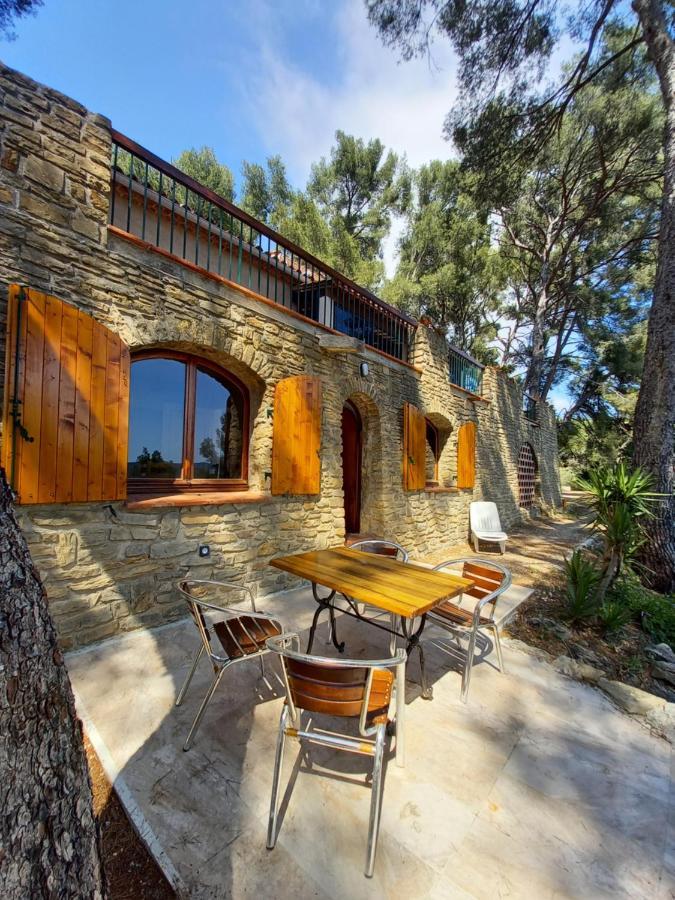 Les Pins Apartment Le Castellet  Bagian luar foto